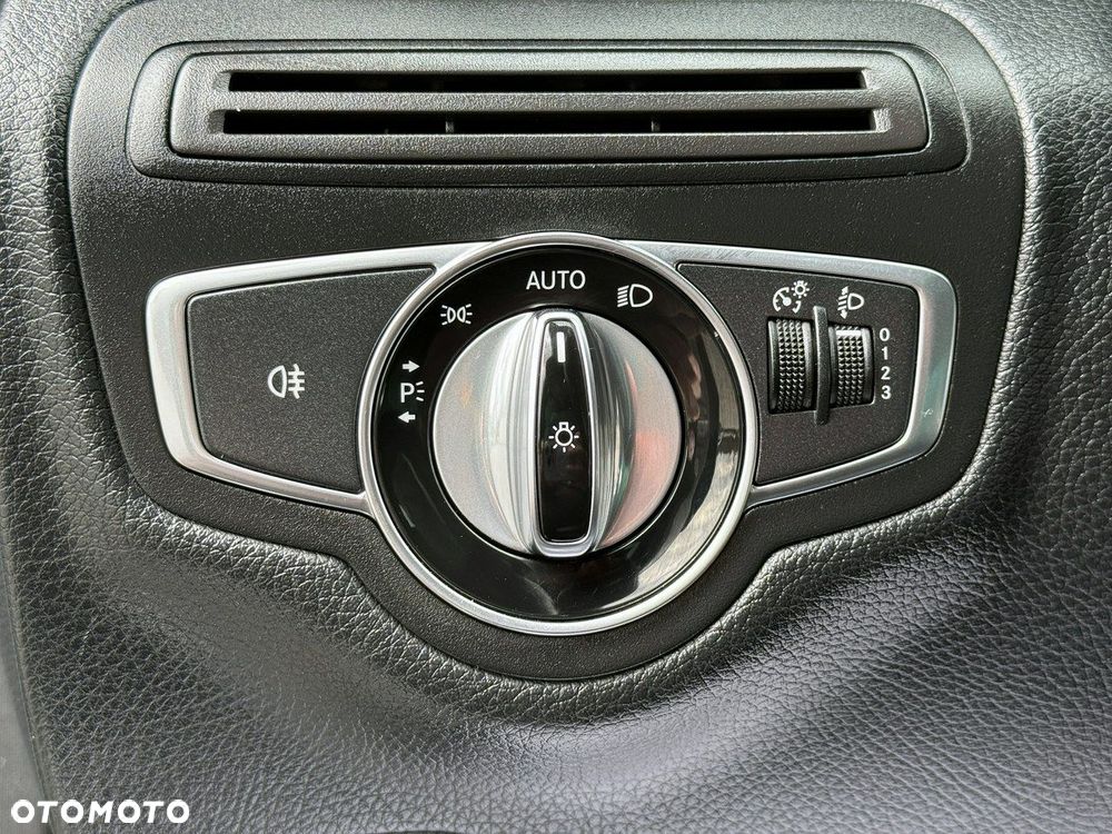 Mercedes-Benz Klasa C 200 (BlueTEC) d 7G-TRONIC - 13
