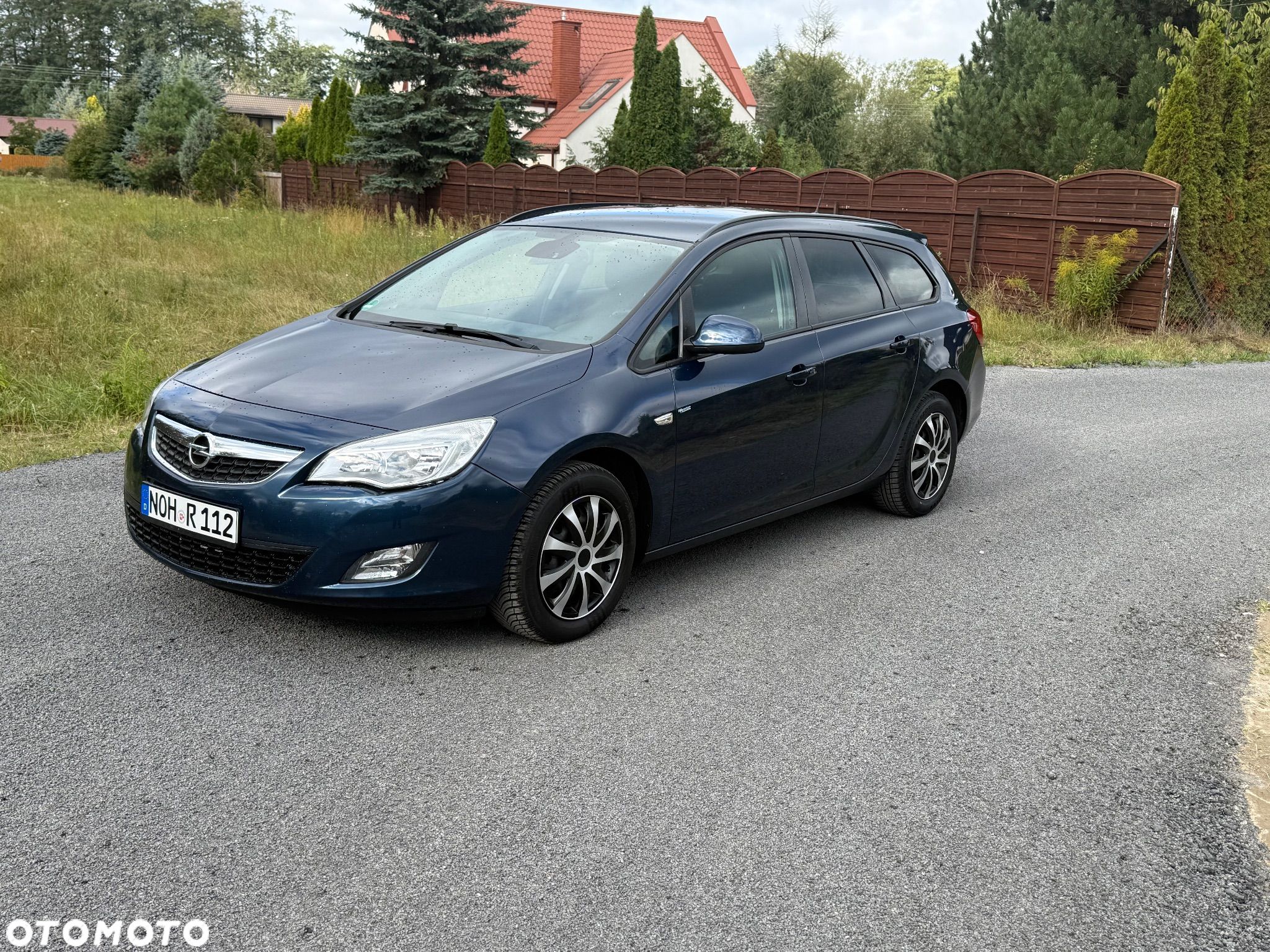 Opel Astra 1.6 Caravan Cosmo - 1