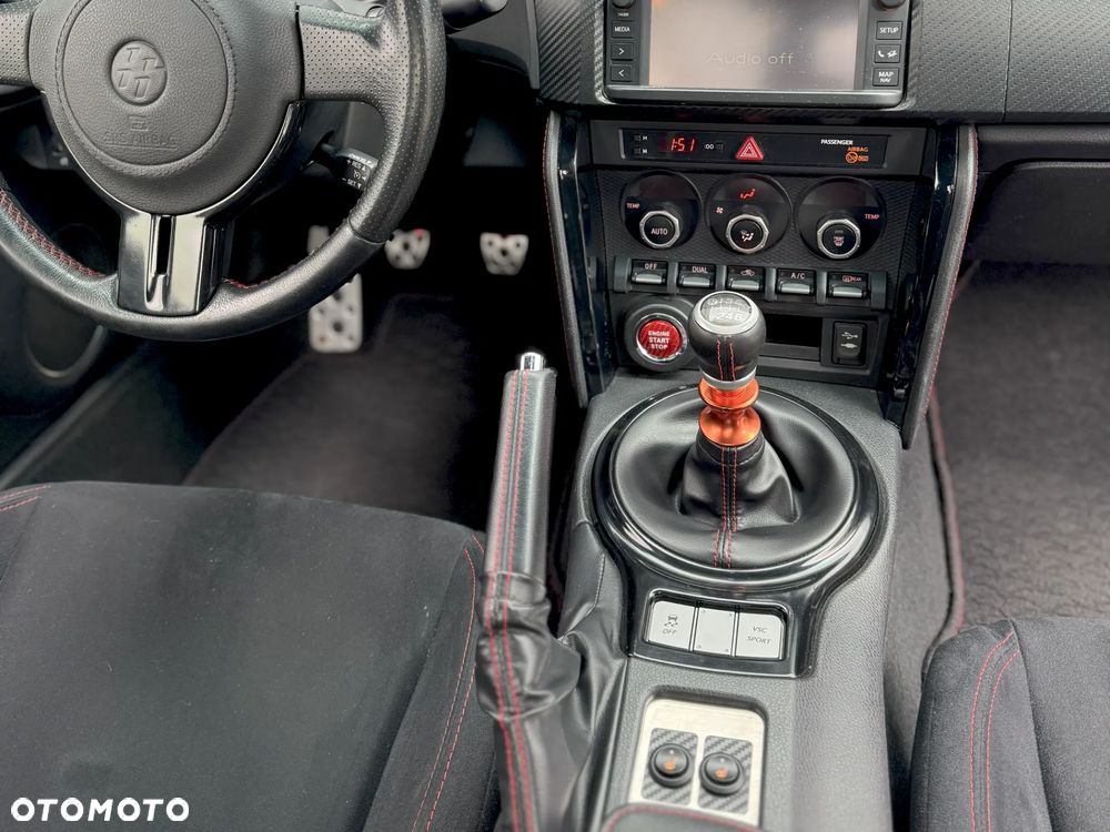 Toyota GT86 2.0 Prestige - 16