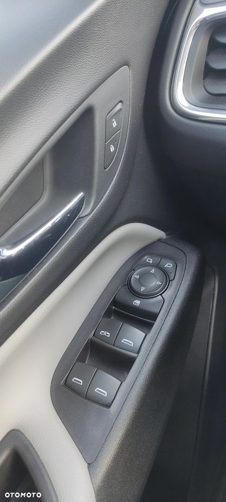 Chevrolet Equinox - 24