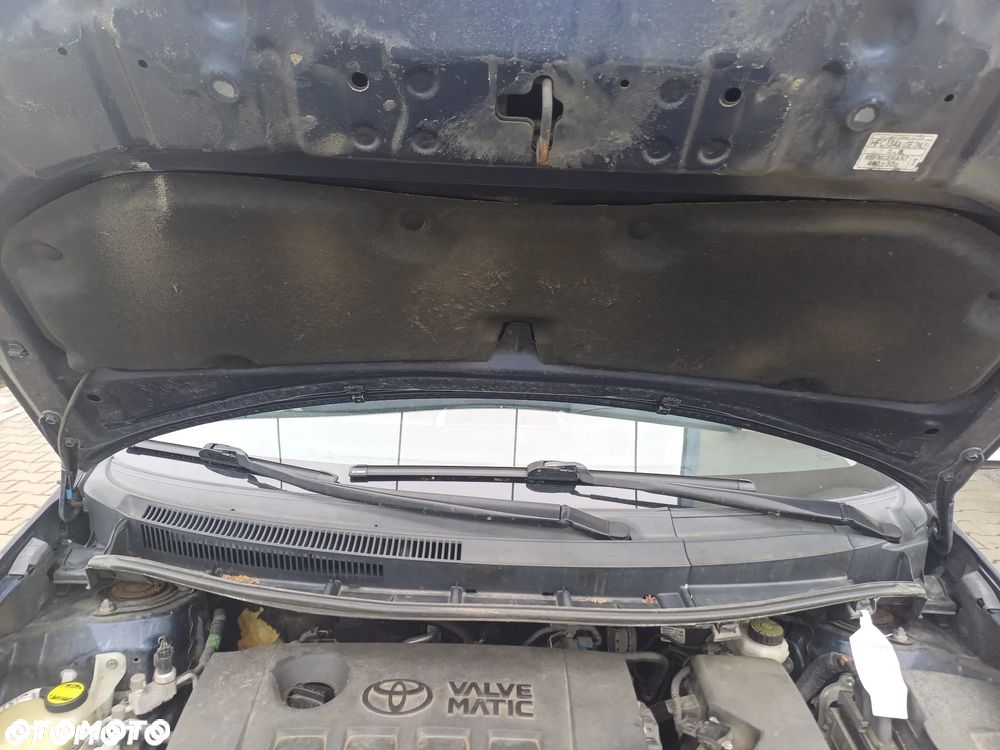 Toyota Auris 1.6 Premium + - 10