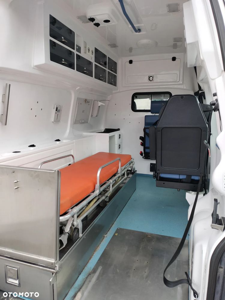 Volkswagen Transporter T6 DSG Lang - 11