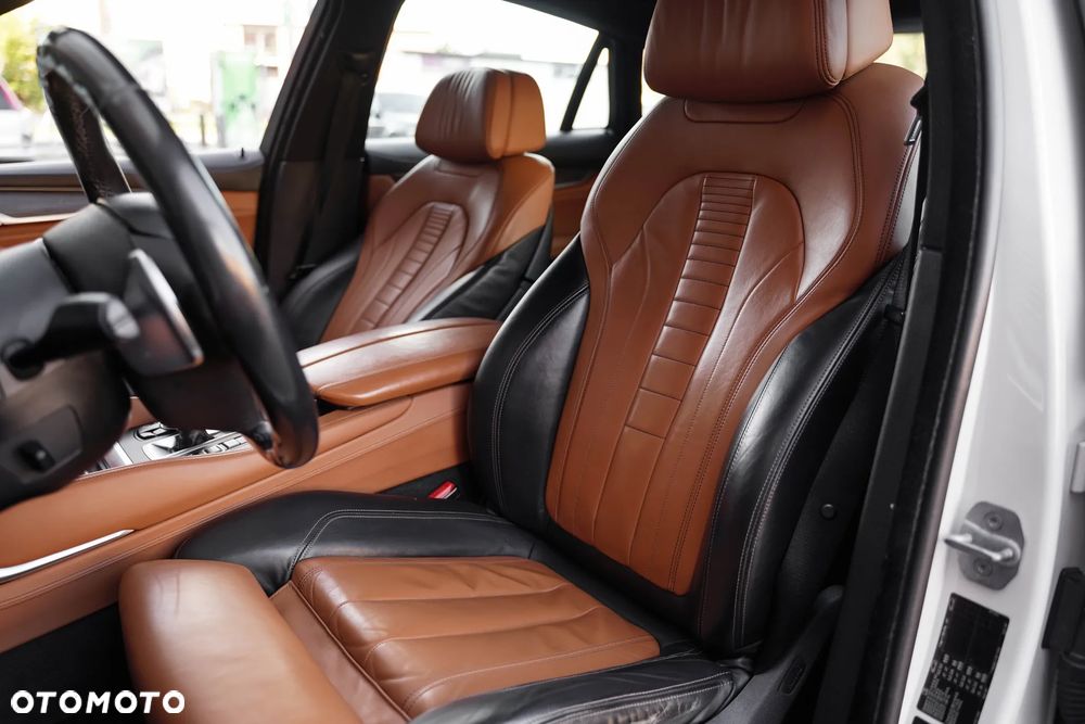 BMW X6 - 12