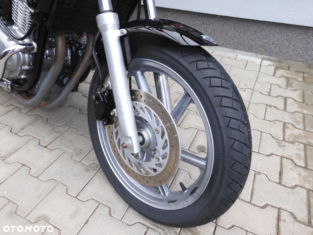 Honda CB - 4