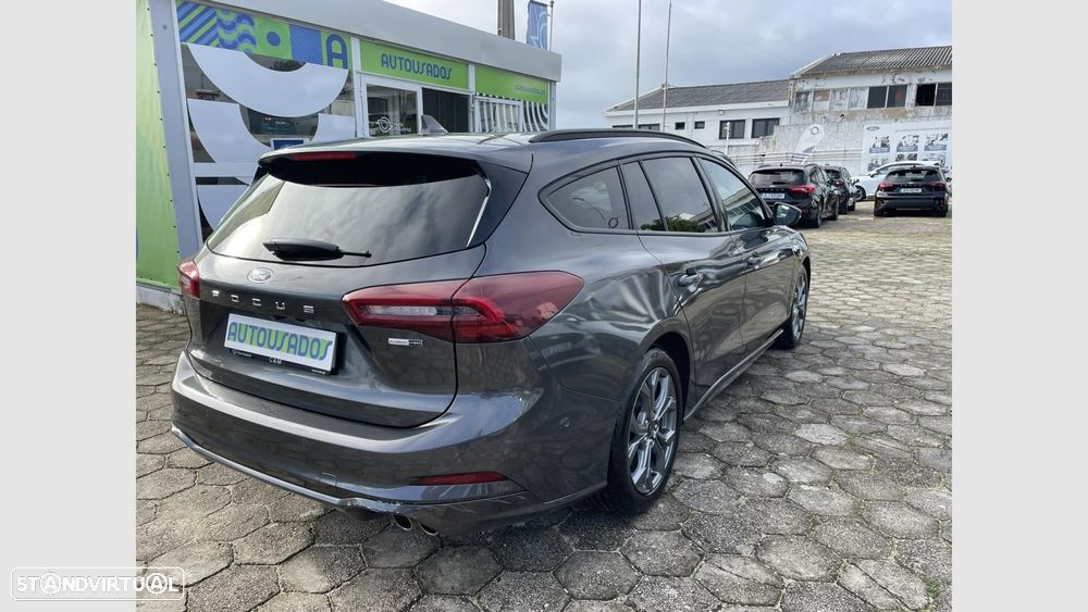 Ford Focus SW 1.0 EcoBoost MHEV ST-Line X - 4