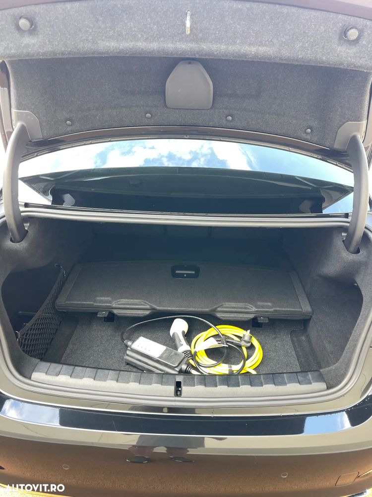 BMW Seria 3 - 24