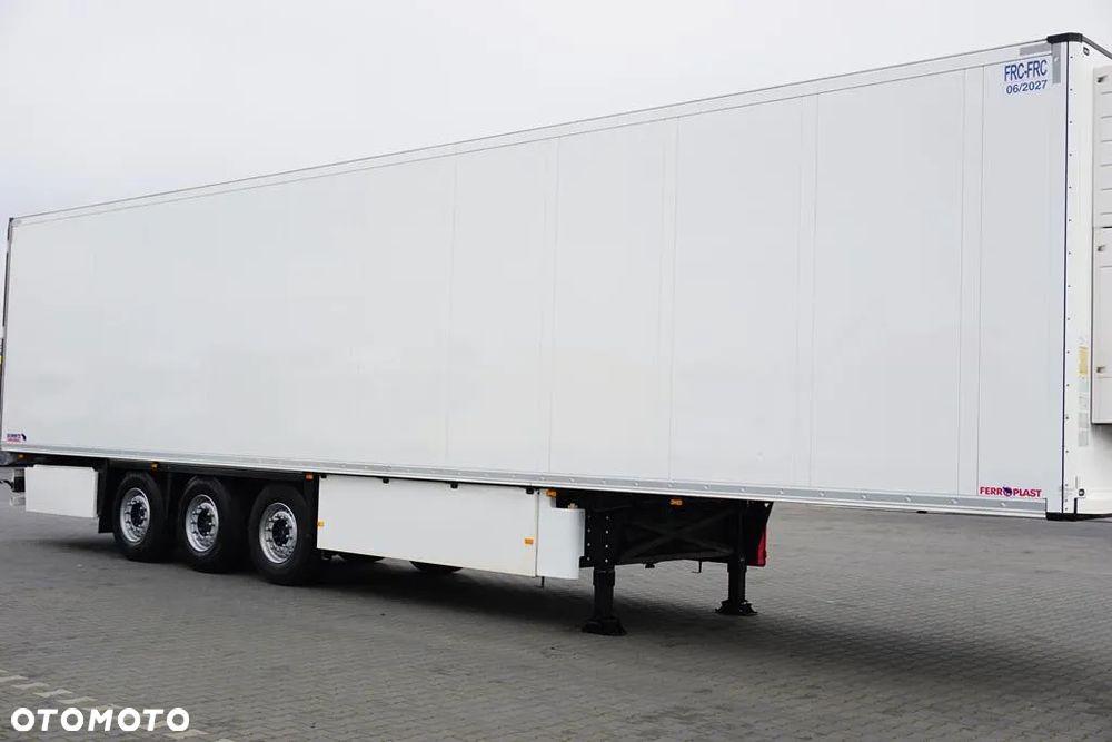 Schmitz Cargobull CHŁODNIA / CARRIER 1950 / MULTITEMPERATURA / OŚ PODNOSZONA - 19