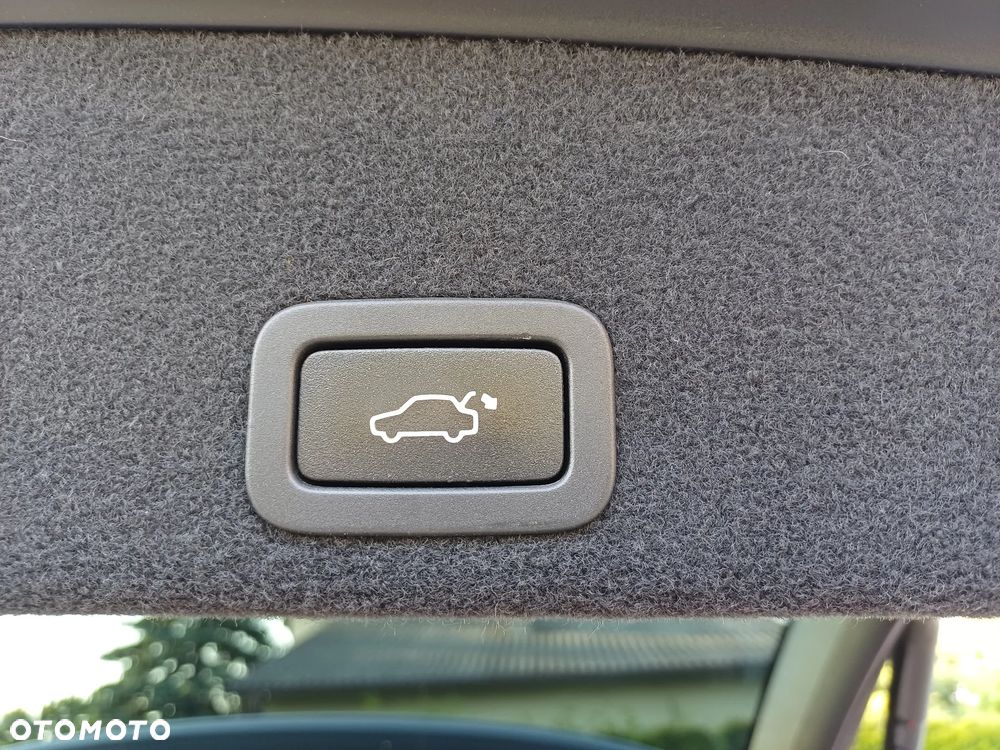 Volvo XC 60 D3 Geartronic Momentum - 29