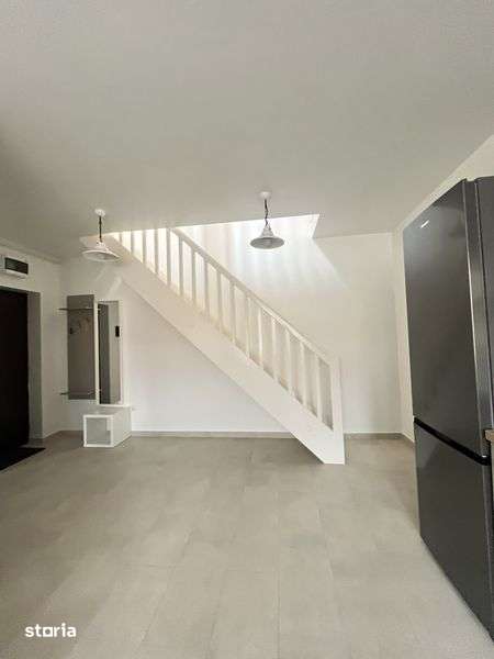 Închiriez apartament 2 camere cu scara interioare — fotografia 3