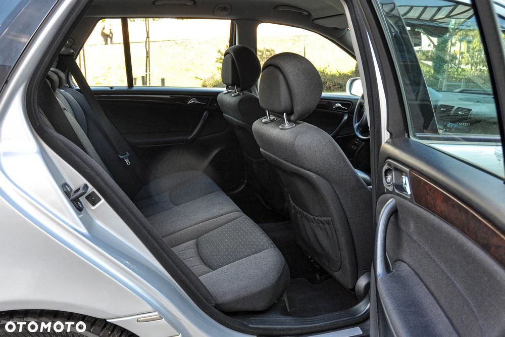 Mercedes-Benz Klasa C - 12