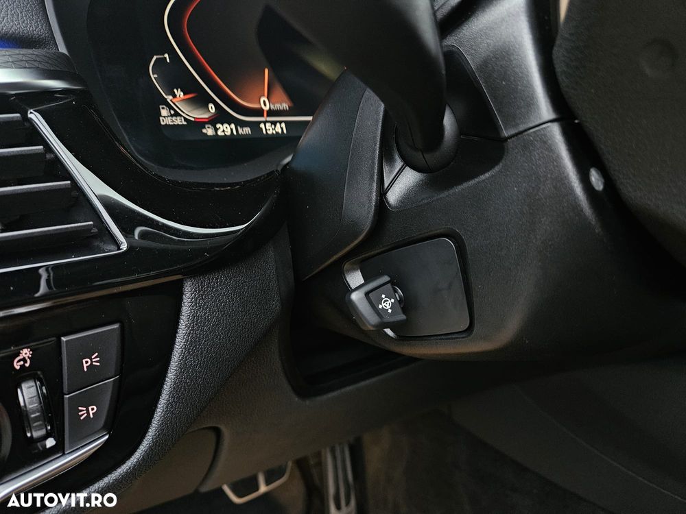 BMW Seria 5 530d xDrive Touring Aut. M Sport Edition - 31