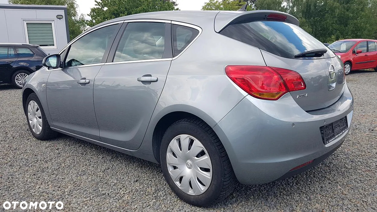 Opel Astra 1.7 CDTI DPF Edition Sport - 5