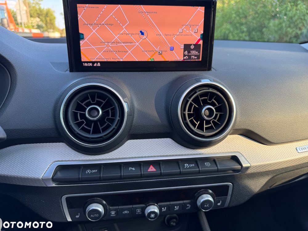 Audi Q2 30 TDI S tronic sport - 32