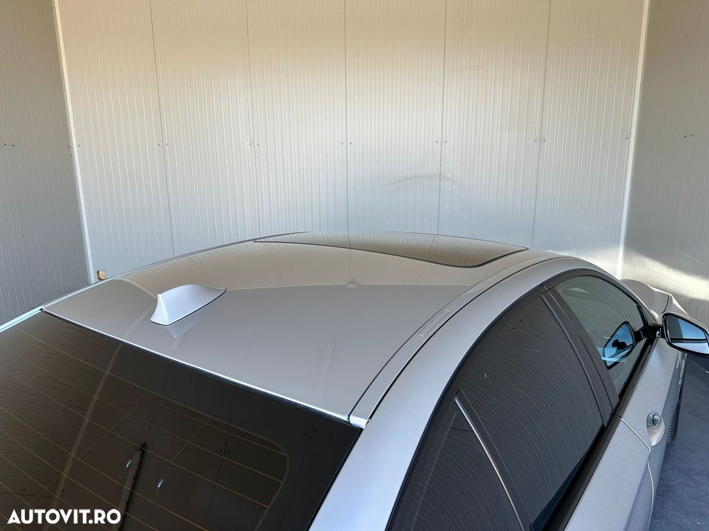 BMW Seria 5 520d xDrive AT - 8