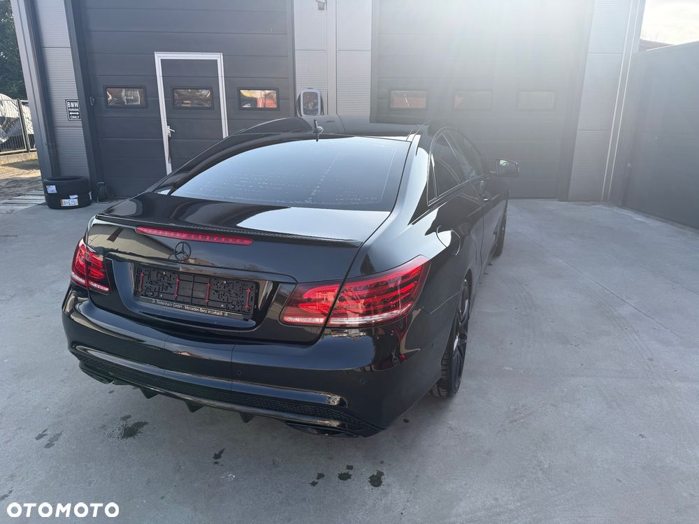 Mercedes-Benz Klasa E 250 7G-TRONIC Sport Edition - 12