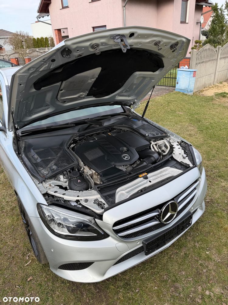 Mercedes-Benz Klasa C 300 d 9G-TRONIC Avantgarde - 29