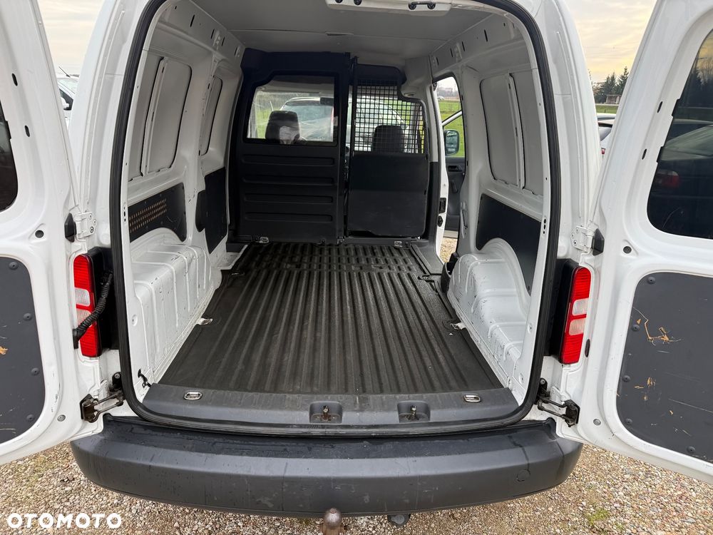 Volkswagen CADDY MAXI LONG 2.0 TDI 140 MANUAL 6 BIEGÓW SUPER STAN GOTOWY DO PRACY - 14