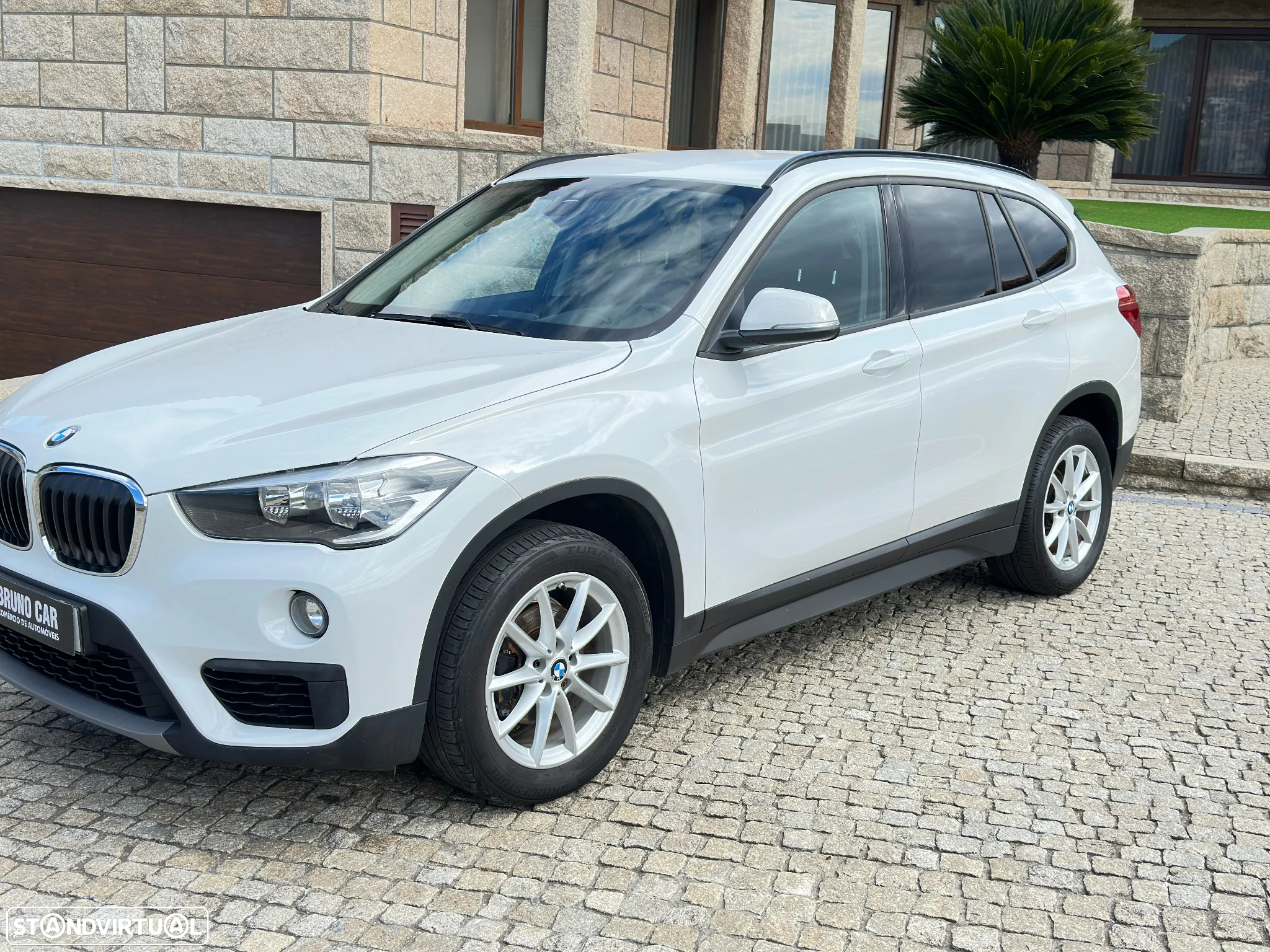 BMW X1 16 d sDrive Auto - 3
