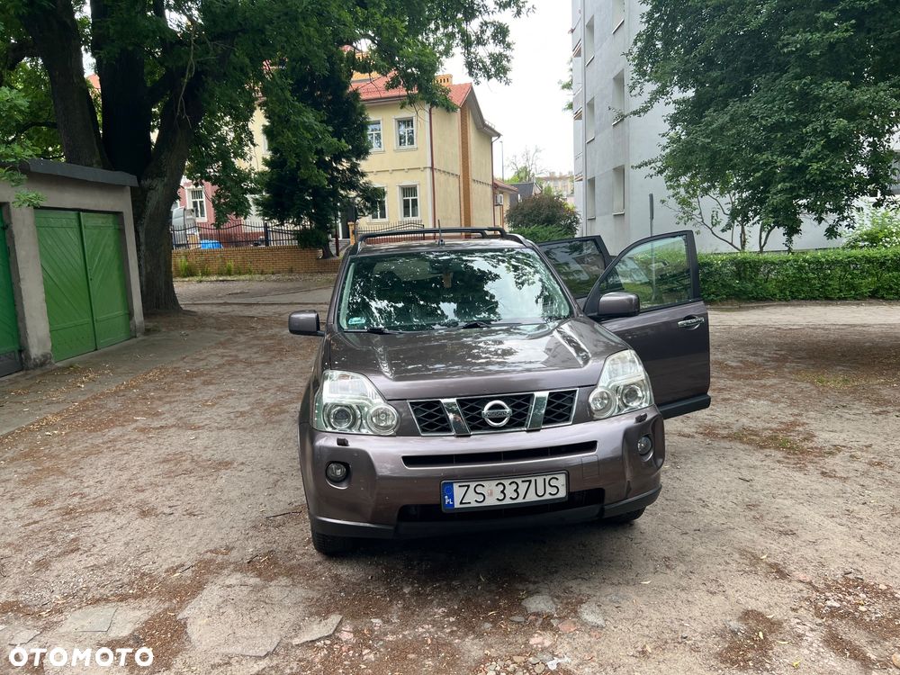 Nissan X-Trail 2.0 dCi LE - 1