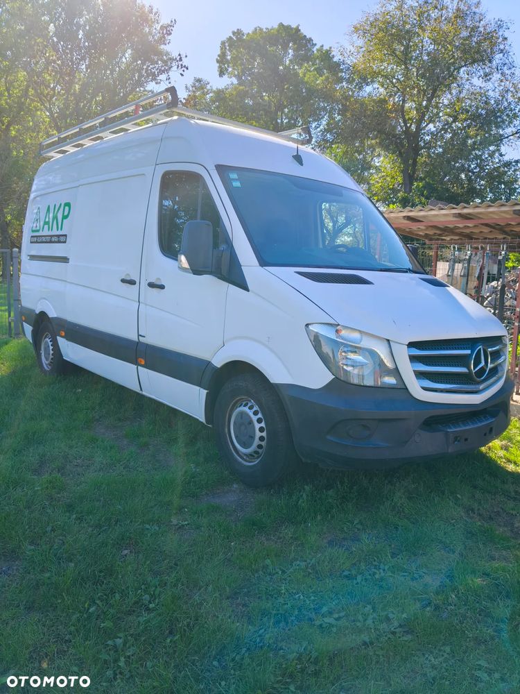Mercedes-Benz Sprinter - 2