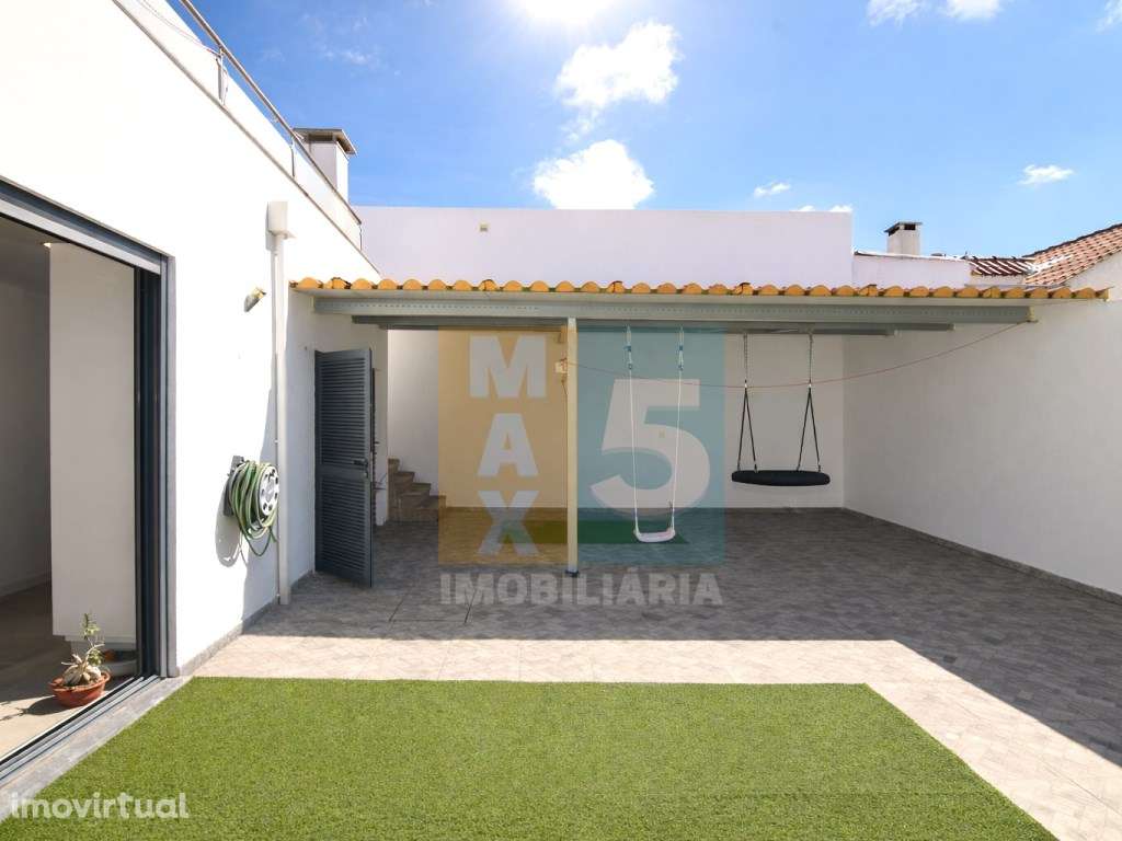 Moradia com 2 terraços em zona calma - Montijo - Grande imagem: 5/52