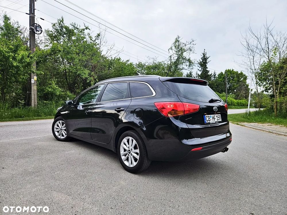 Kia Ceed 1.6 CRDi 136 ISG Spirit - 13