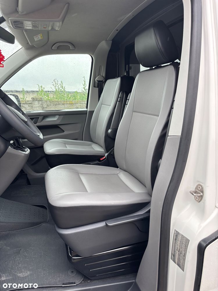 Volkswagen Transporter - 16