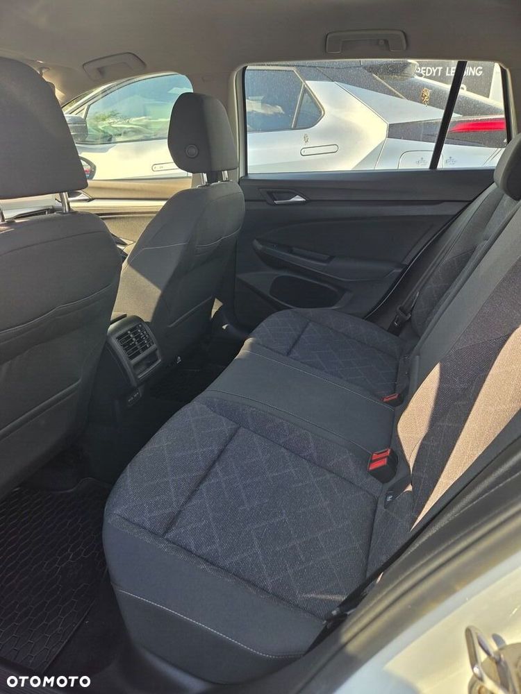 Volkswagen Golf - 18