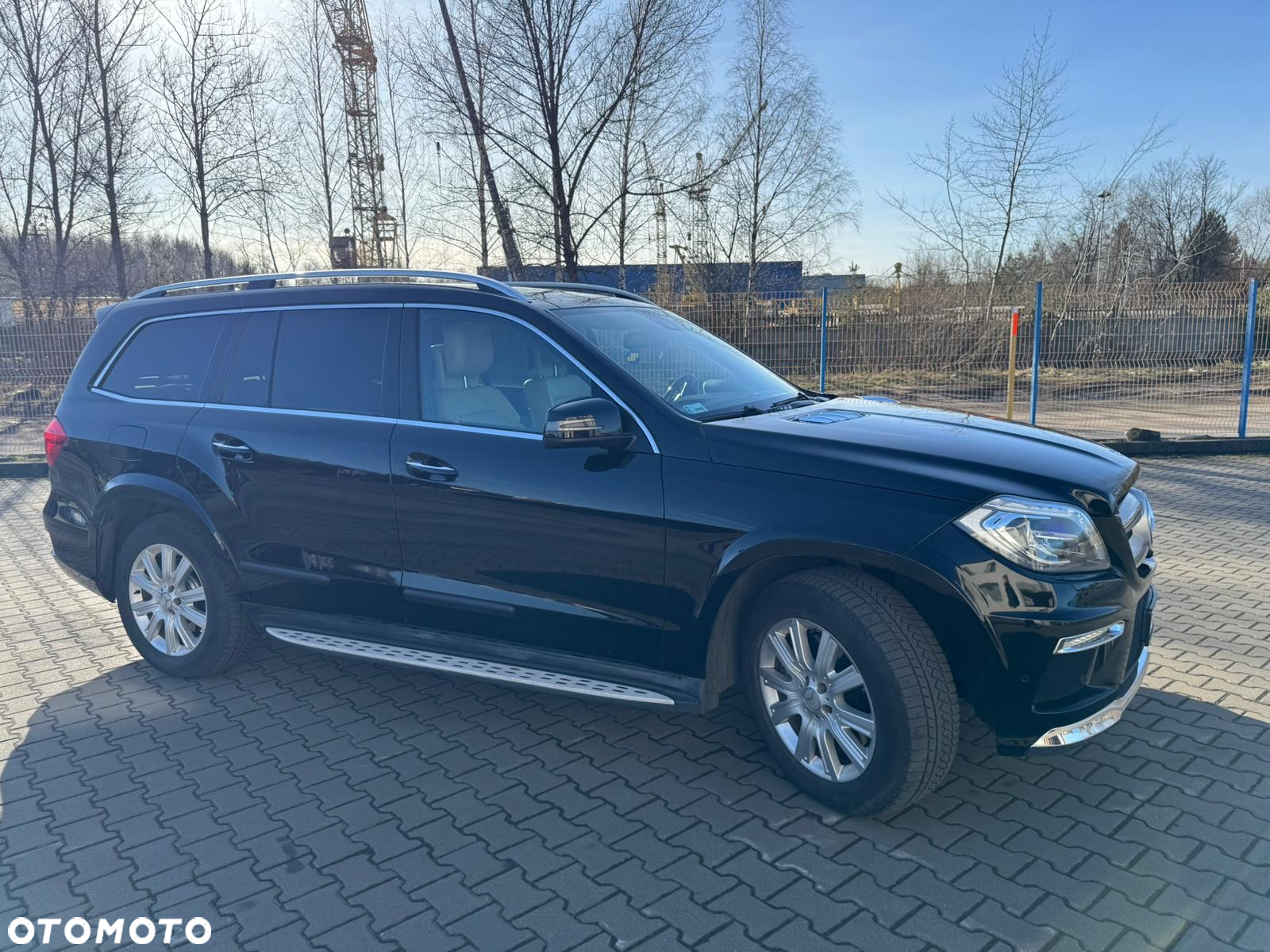 Mercedes-Benz GL 350 BlueTec 4-Matic - 2
