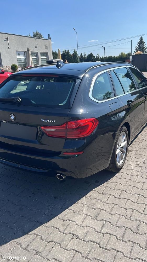 BMW Seria 5 520d Luxury Line - 7