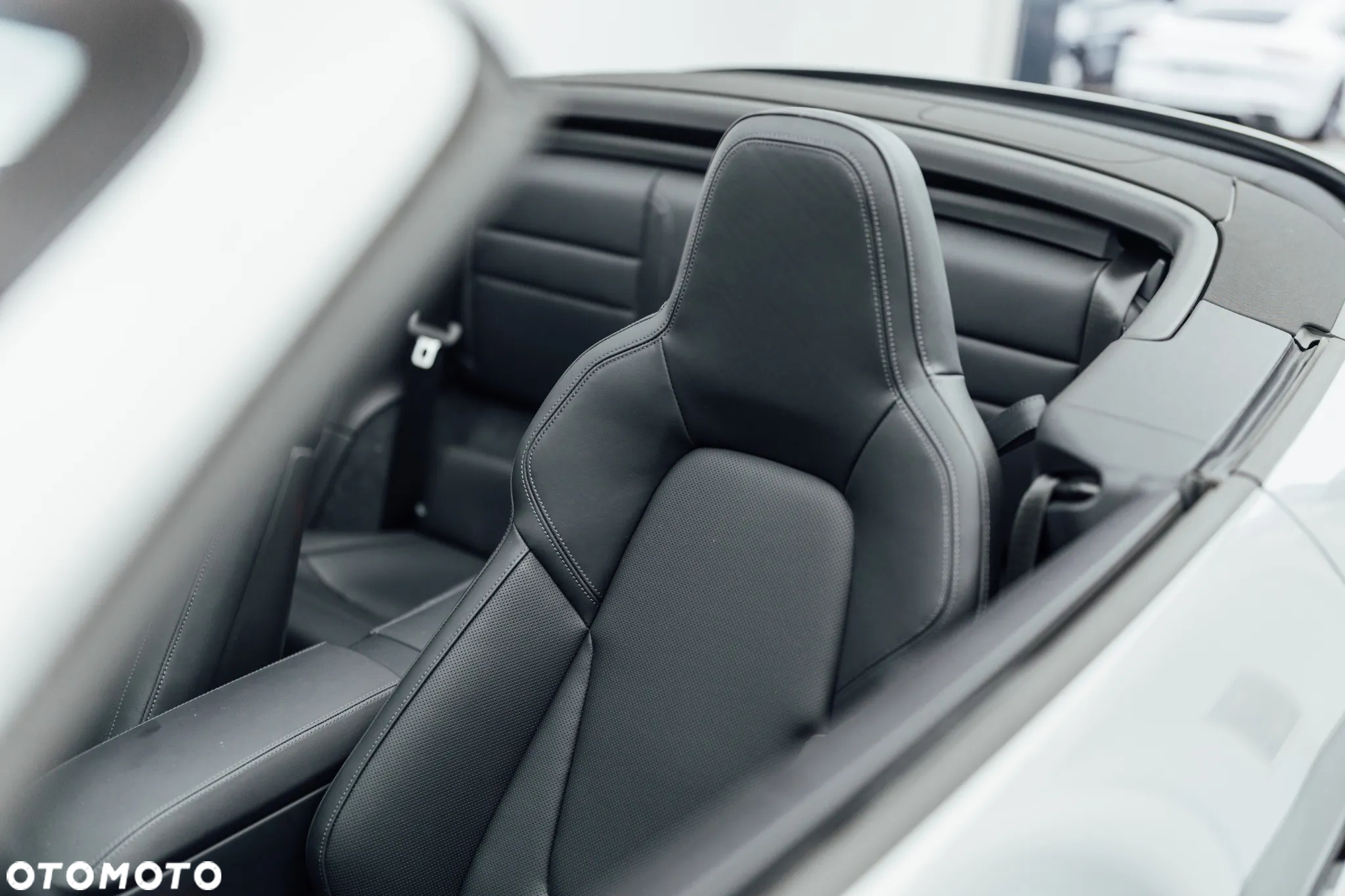 Porsche 911 Carrera Turbo Cabrio - 21
