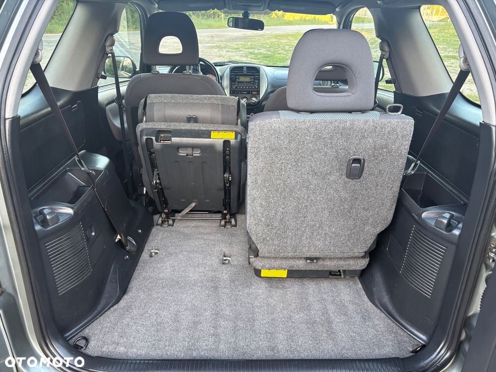 Toyota RAV4 2.0 VVT-i Sol - 28