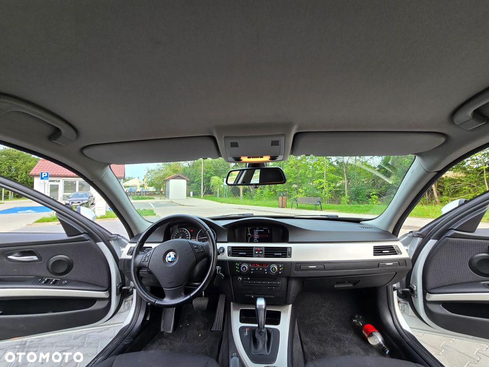 BMW Seria 3 - 17