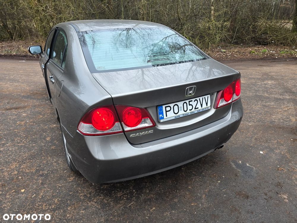 Honda Civic 1.8 Comfort - 15