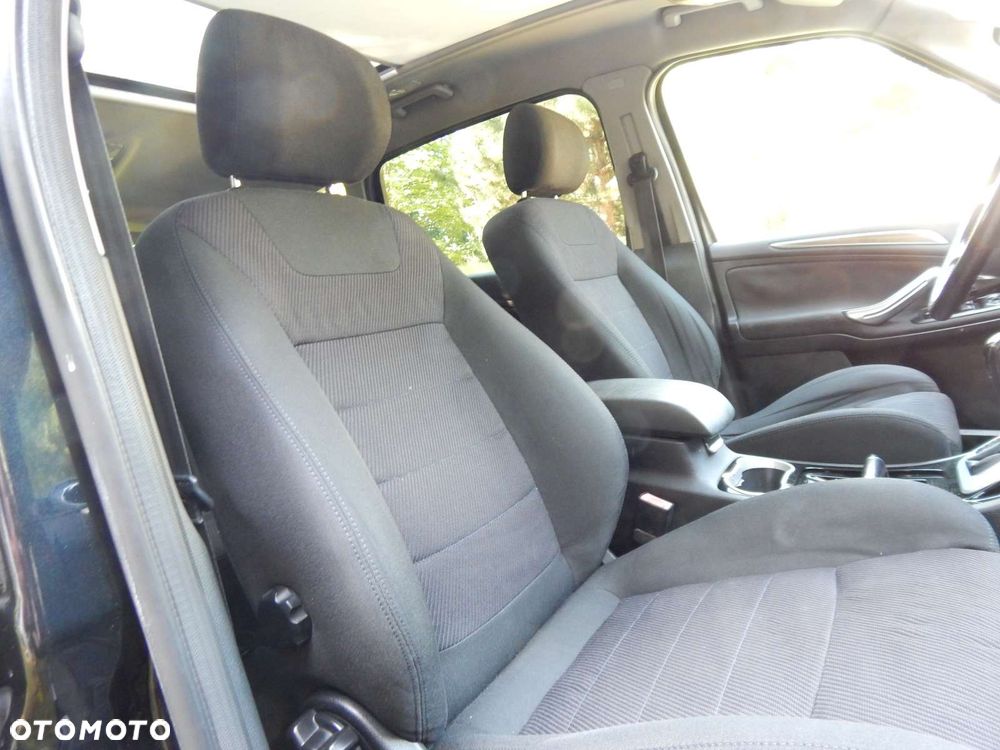 Ford S-Max 2.0 TDCi DPF Titanium X - 13