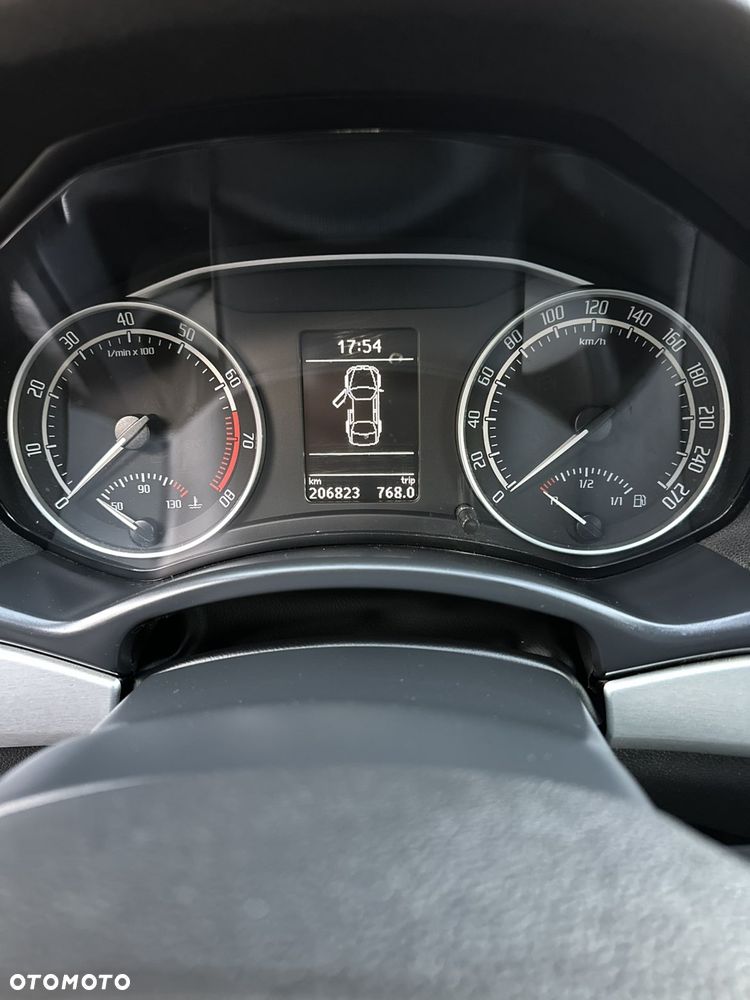Skoda Octavia 2.0 TSI RS - 5