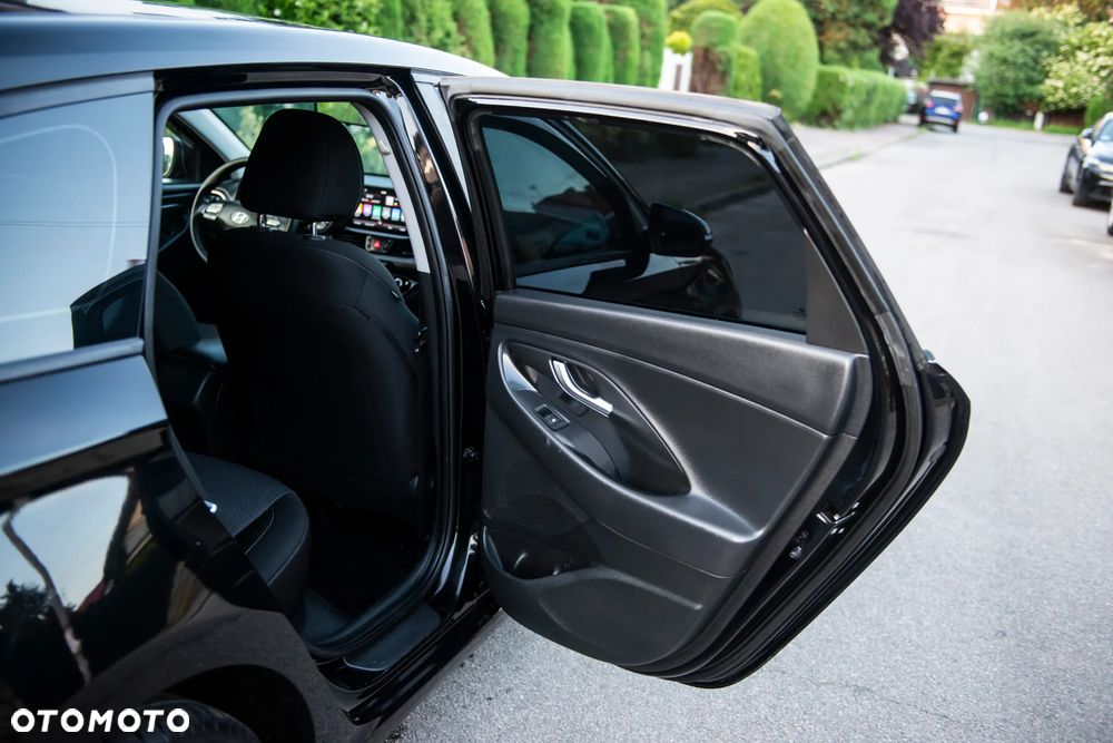 Hyundai i30 i30cw 1.4 Advantage - 35