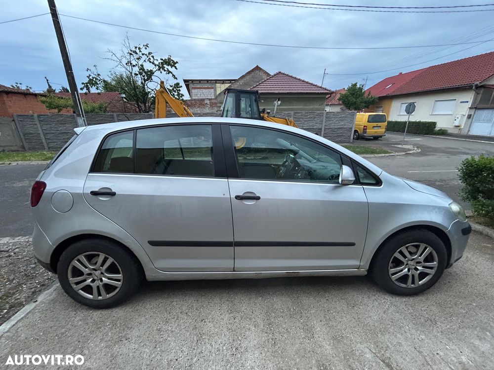 Volkswagen Golf Plus - 1