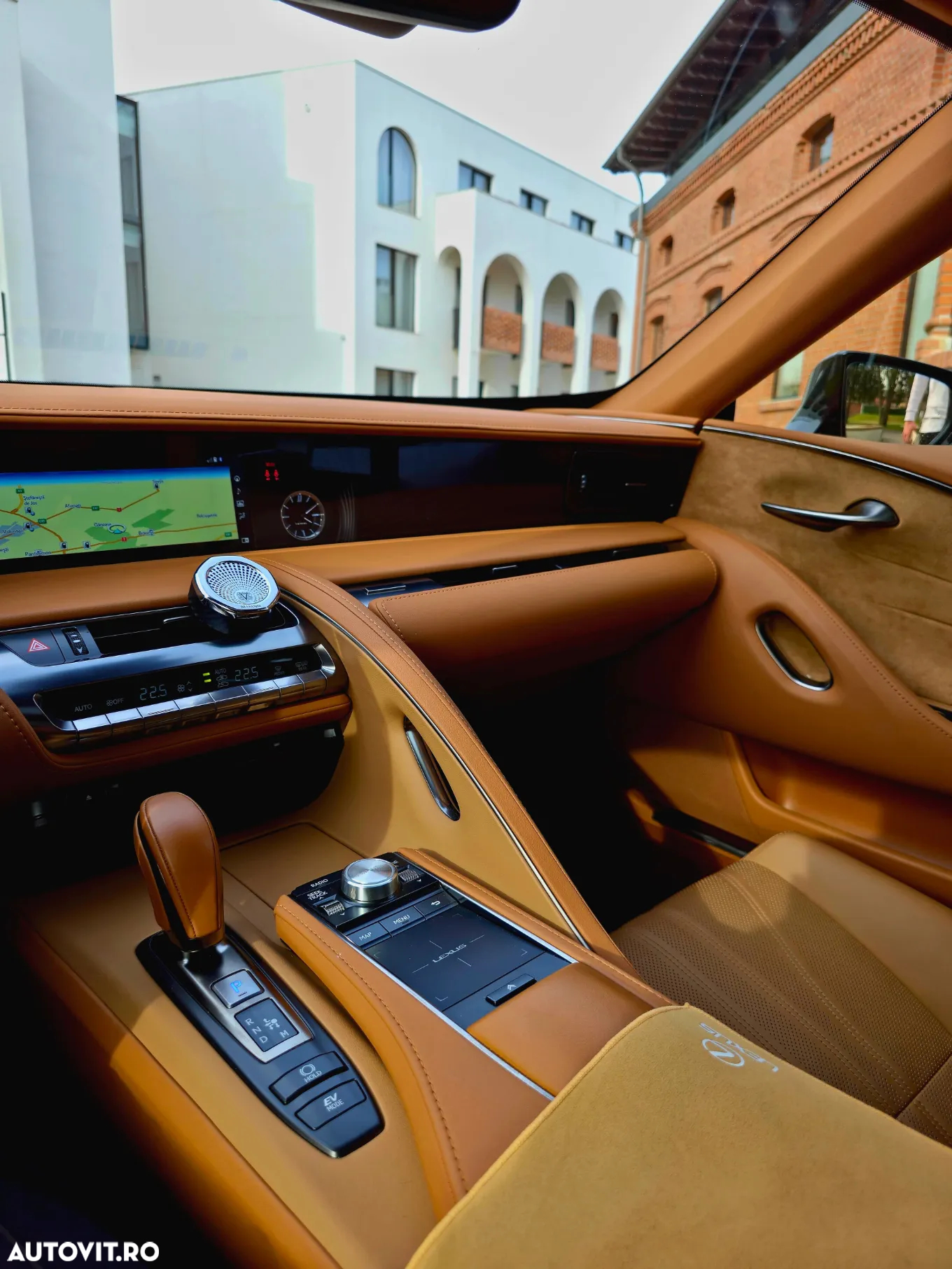 Lexus LC 500h Luxury - 9