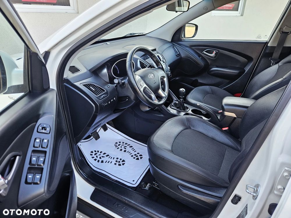 Hyundai ix35 1.6 2WD blue Style - 8
