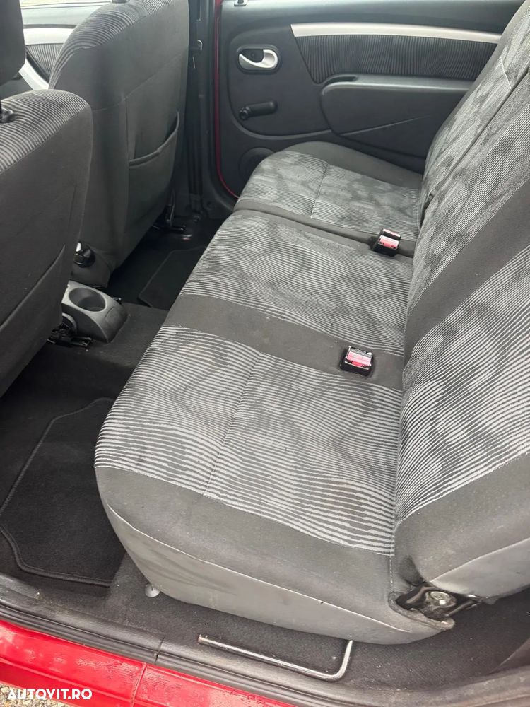 Dacia Logan MCV 1.5 dCi 90 CP Laureate - 8