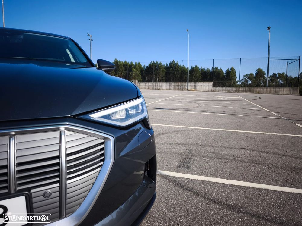 Audi e-tron 55 quattro - 9