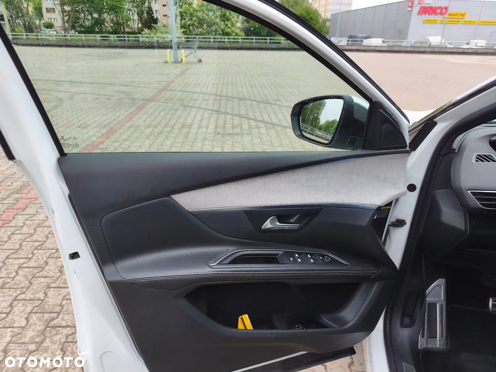 Peugeot 5008 2.0 BlueHDI GT S&S EAT6 - 23