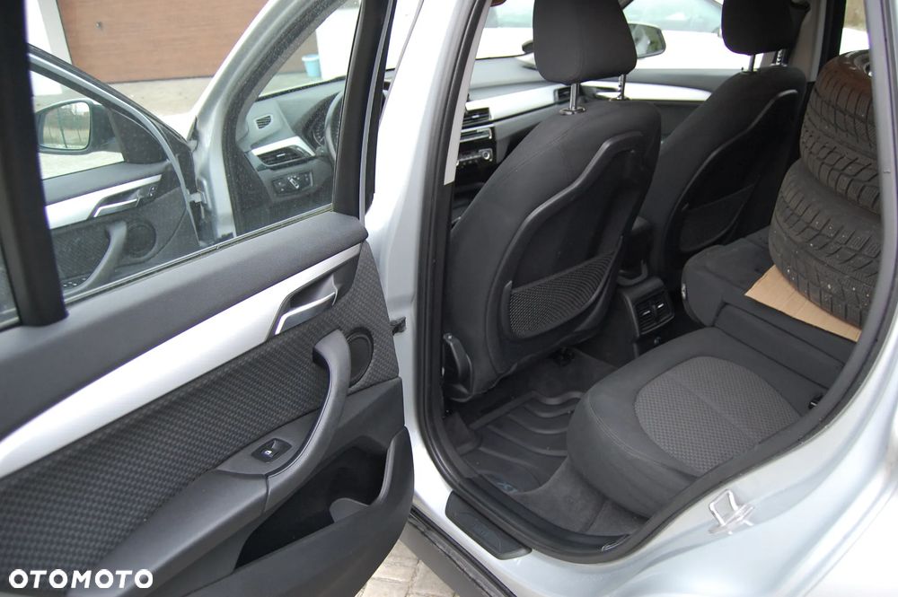BMW X1 xDrive20d - 29
