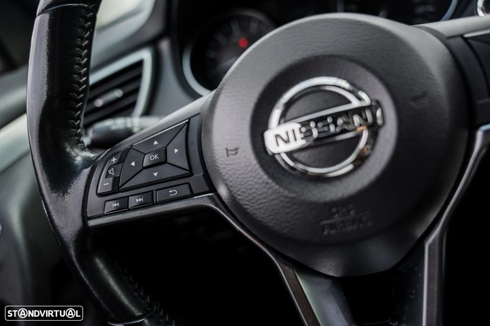 Nissan Qashqai 1.3 DIG-T Acenta DCT - 37
