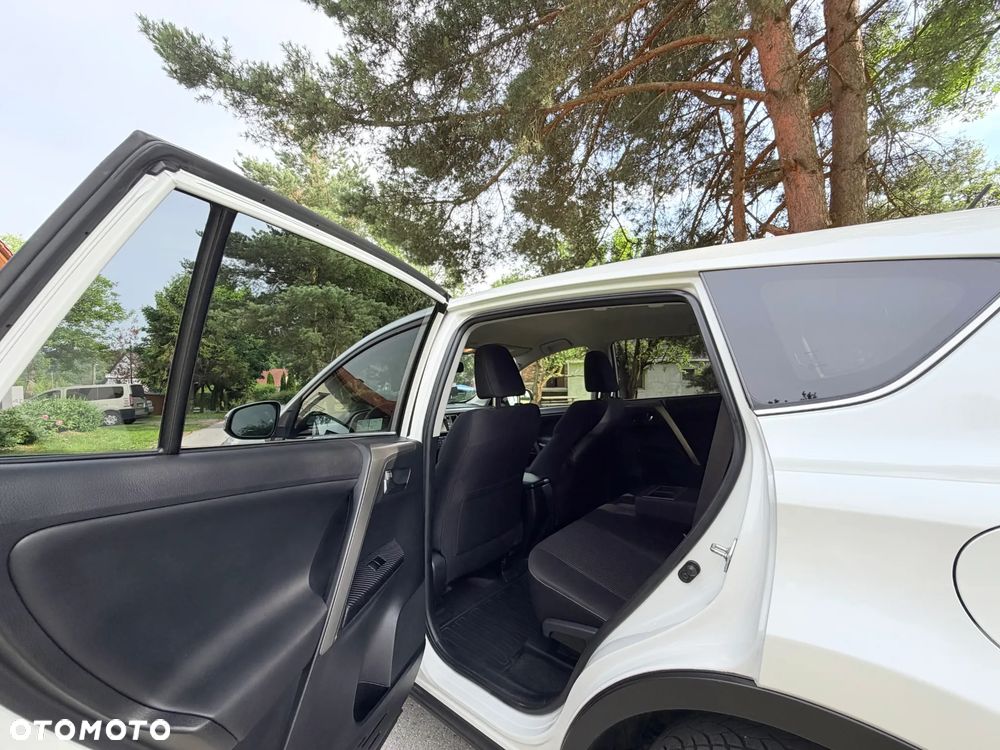 Toyota RAV4 2.0 Premium EU6 - 20