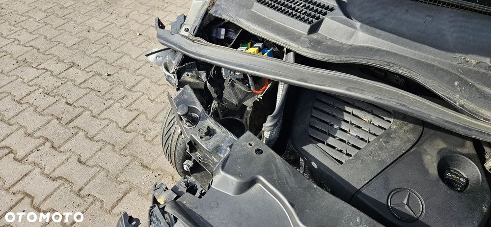 Mercedes-Benz Klasa V - 11