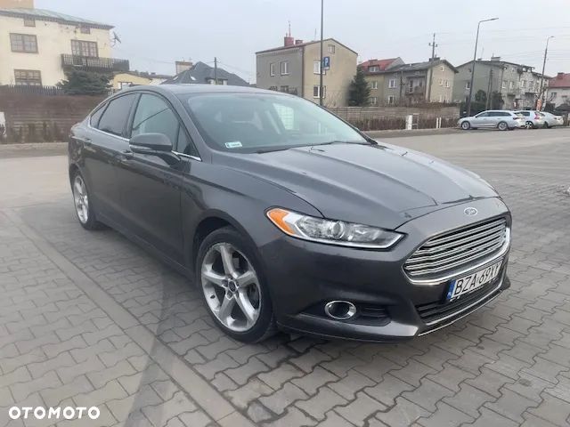 Ford Fusion - 1