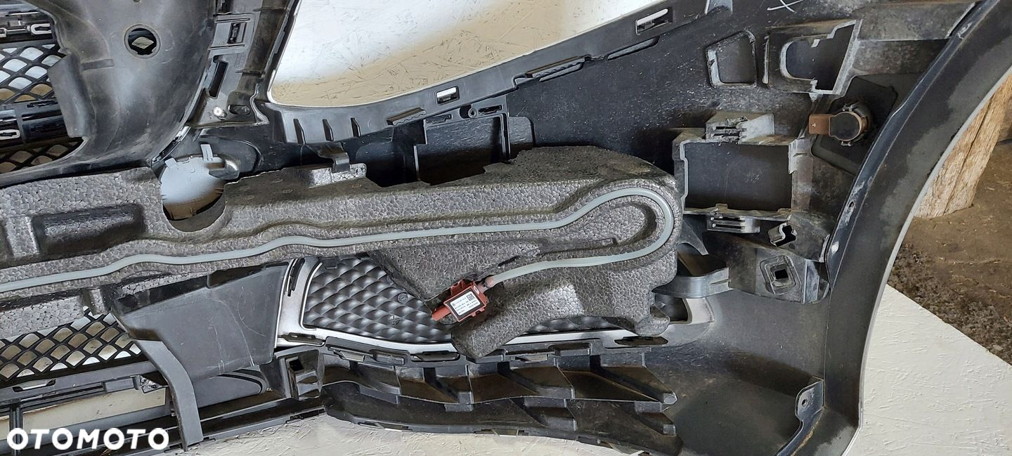 MERCEDES W213 ZDERZAK PRZEDNI ATRAPA ABSORBER PDC CZUJNIKI - 13