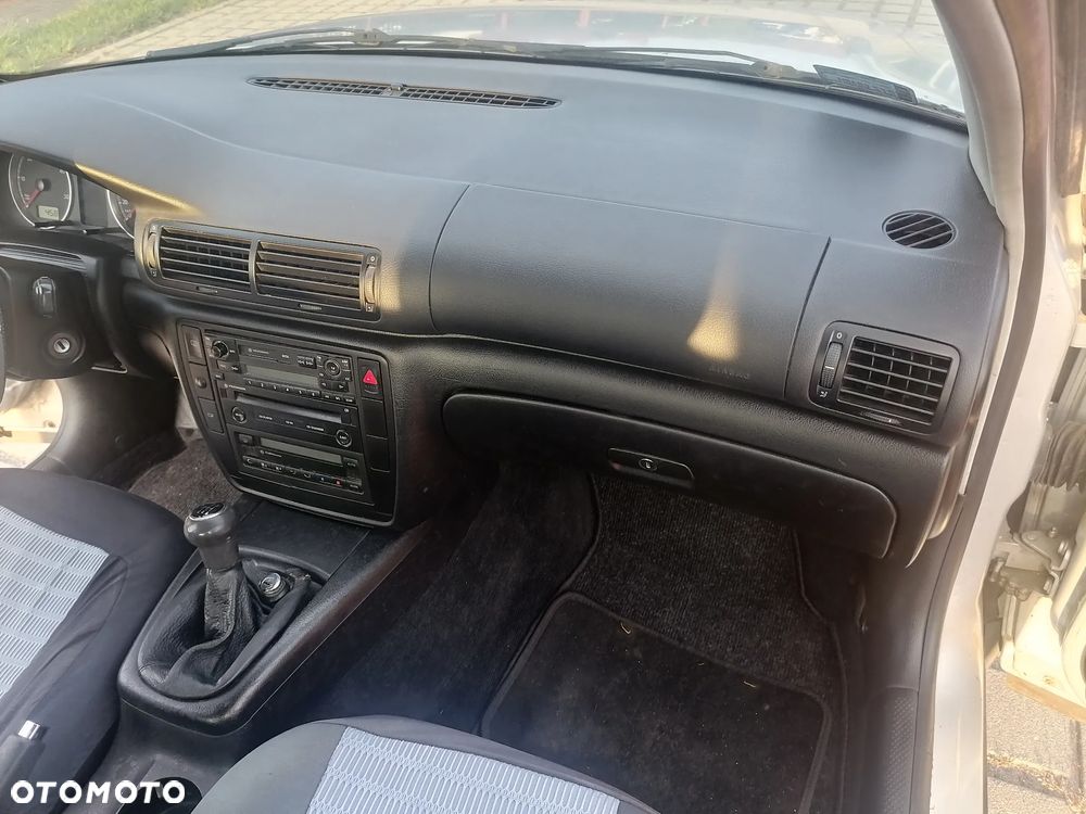 Volkswagen Passat 1.9 TDI - 22
